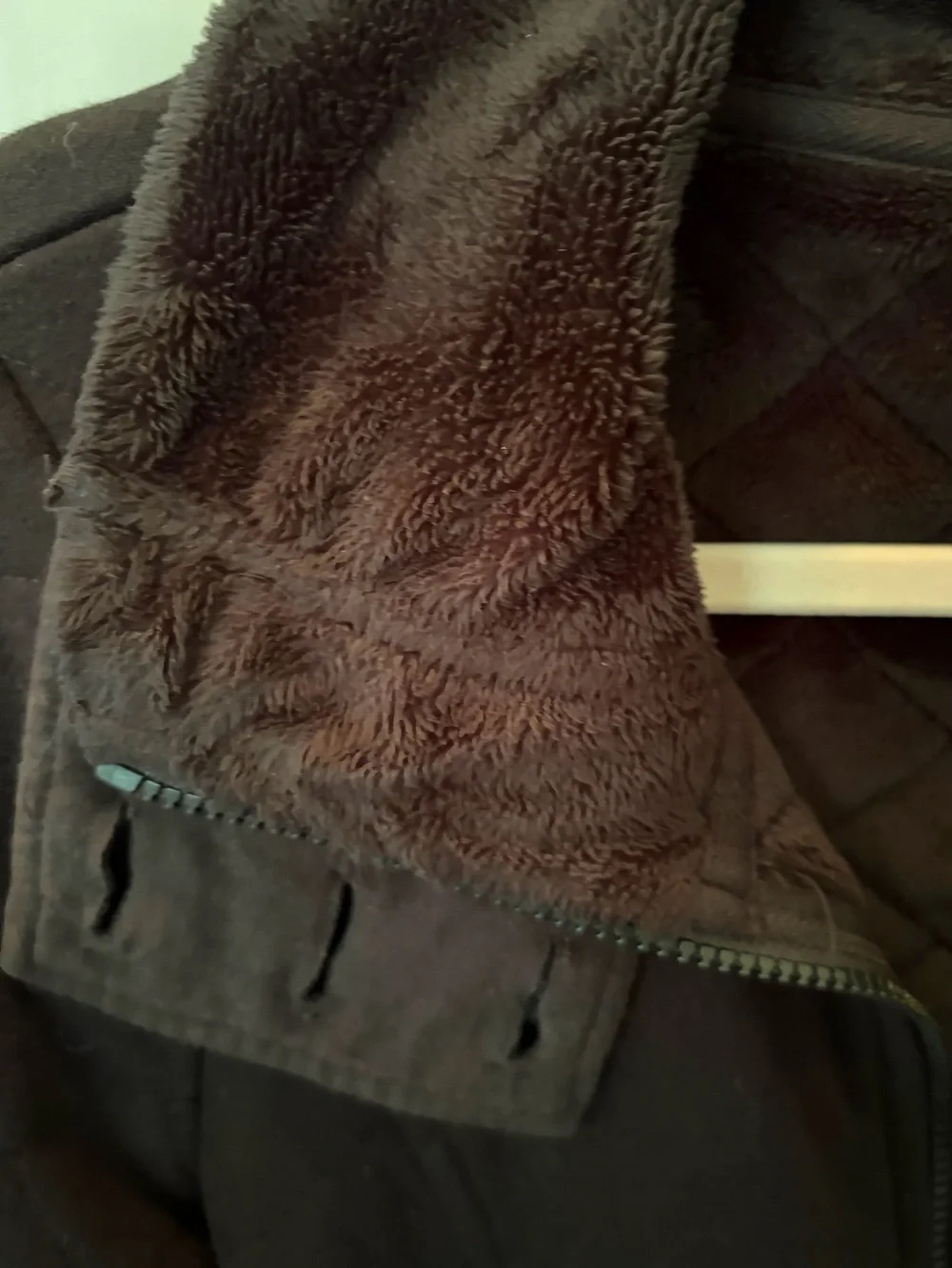 The North Face Women’s Dark Brown Quilted Puffer Jacket with Faux-Fur Collar